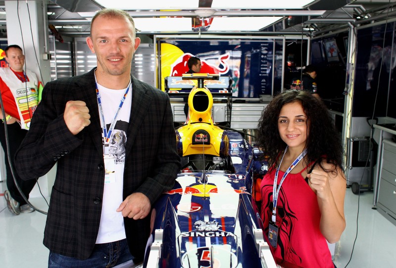 101610291vr003_f1_german_gr.jpg